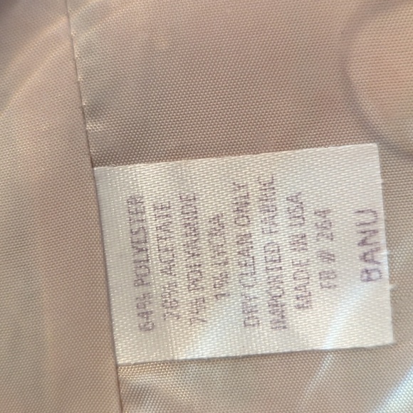 Banu Paris fitted jacket, size 6. - Picture 8 of 8